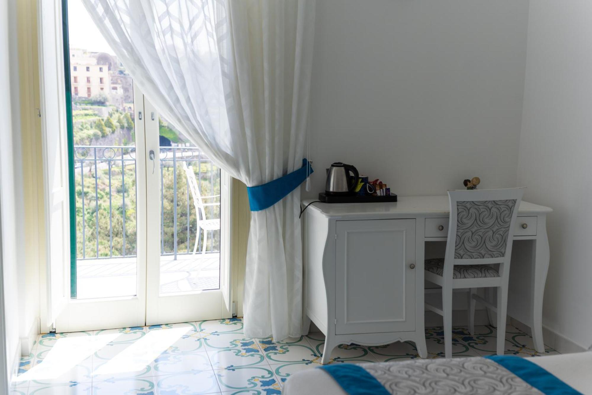 Suites In The Amalfi Coast - Guesthouse With Terrace Near Amalfi - Breathtaking View Of Ravello Scala Eksteriør billede