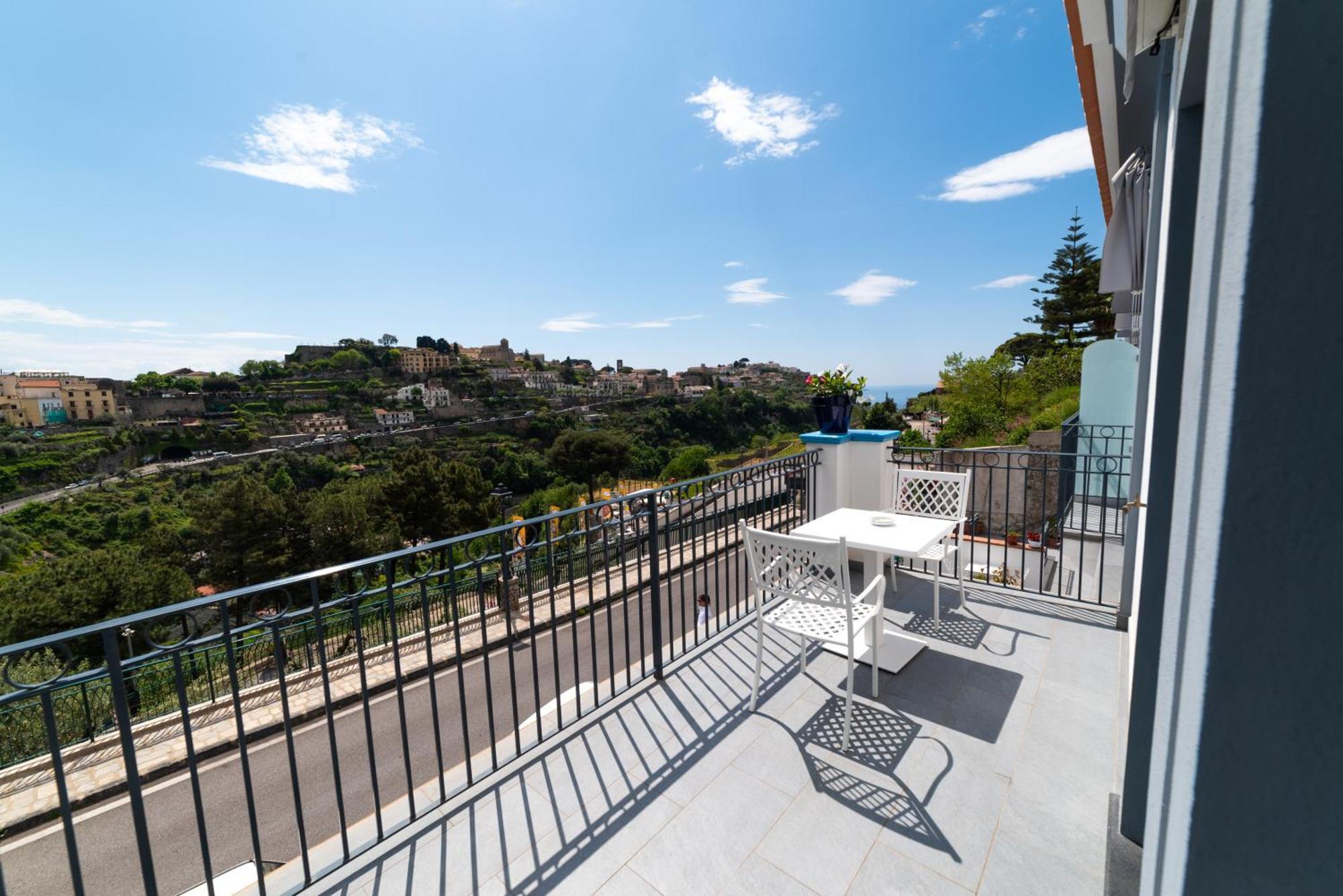 Suites In The Amalfi Coast - Guesthouse With Terrace Near Amalfi - Breathtaking View Of Ravello Scala Eksteriør billede